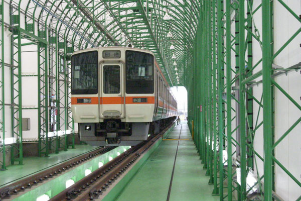 日本車両豊川製作所 新電車検査場完成 日本車両豊川製作所 新電車検査場完成